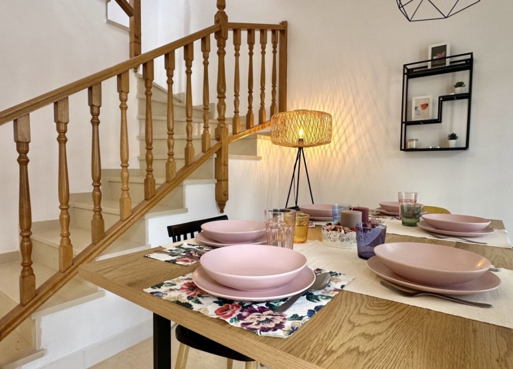 Reventa - Casa adosada - San Miguel de Salinas