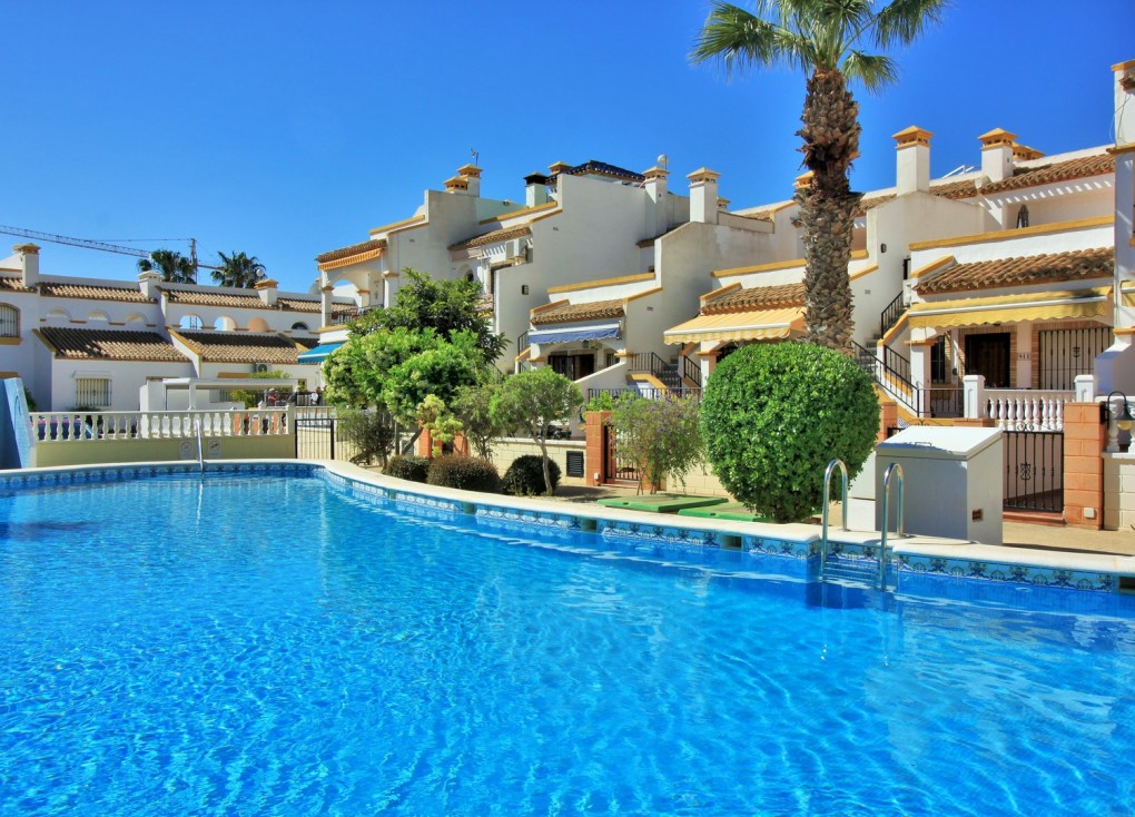 Reventa - Casa adosada - Villamartín - Los Dolses