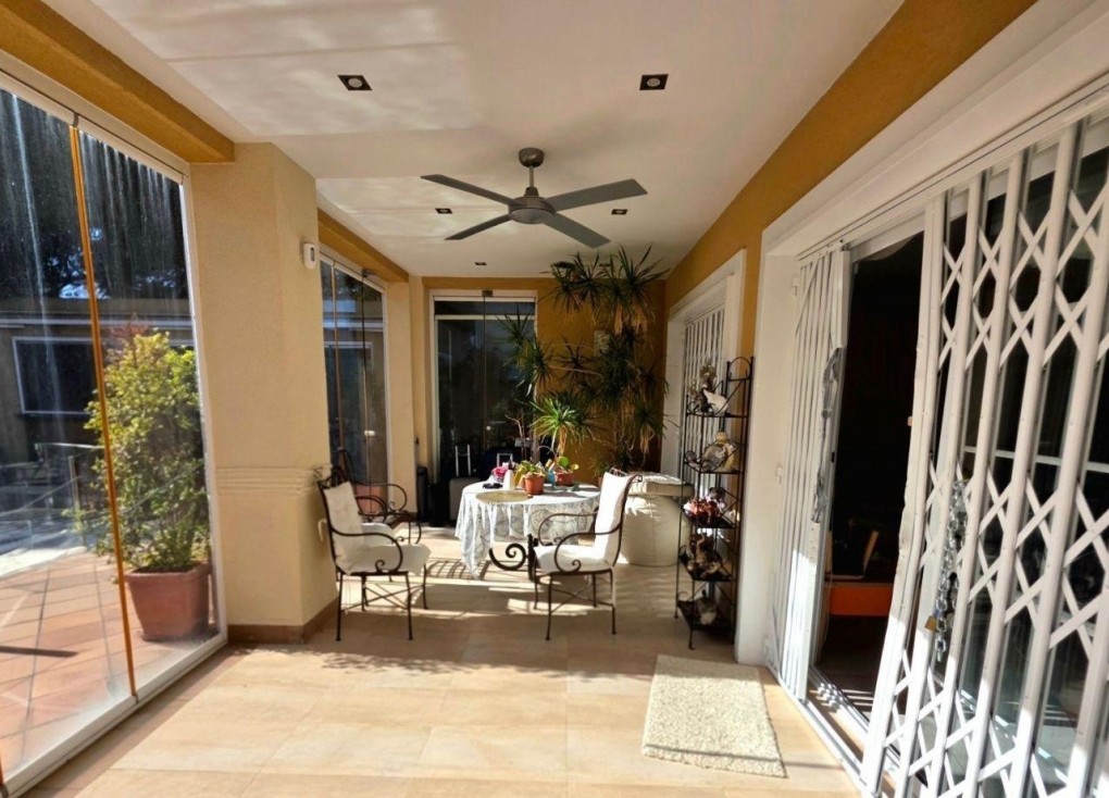 Reventa - Chalet - Dehesa de campoamor - Campoamor