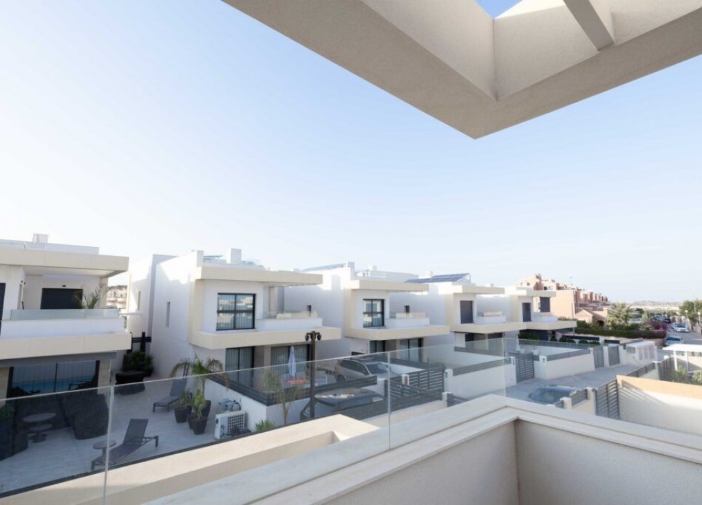 Reventa - Chalet - Los Montesinos - LOS MONTESINOS