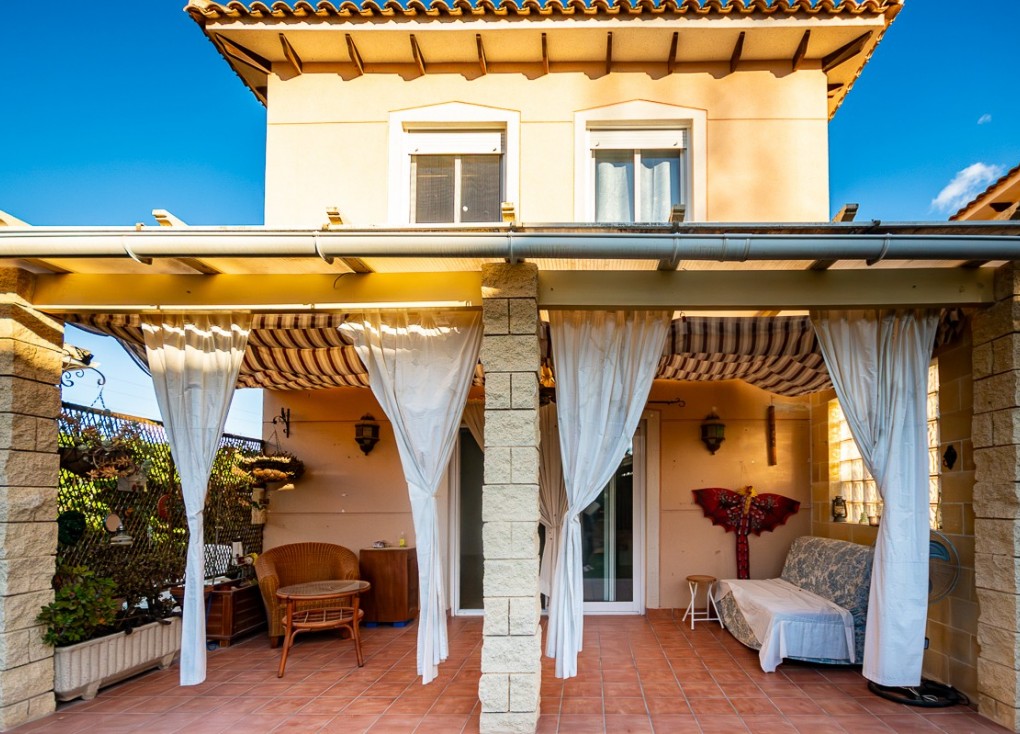 Reventa - Chalet - Orihuela - Benferri