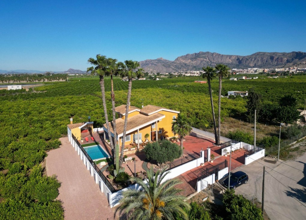 Reventa - Chalet - Orihuela - Correntías Medias