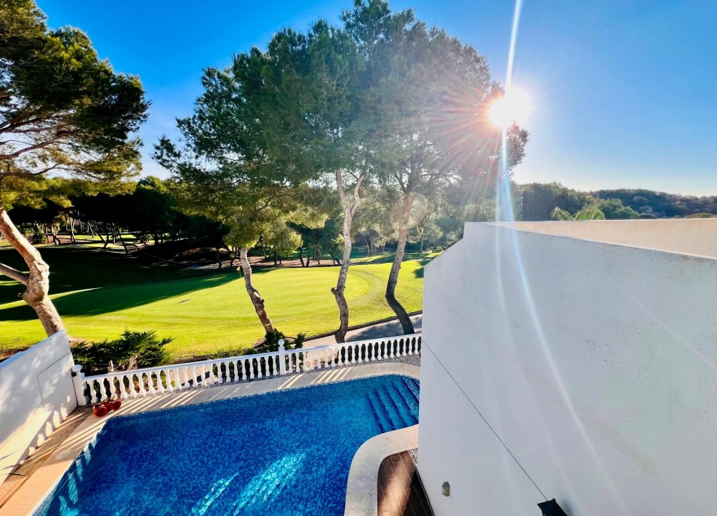 Reventa - Chalet - Orihuela Costa - Campoamor