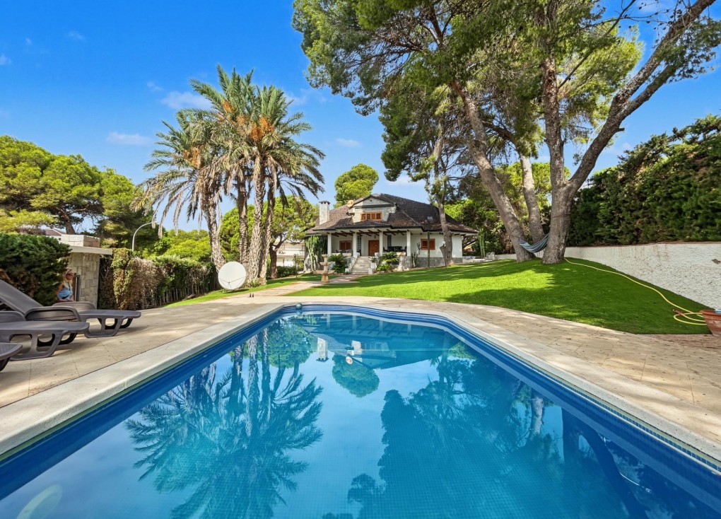 Reventa - Chalet - Orihuela Costa - Campoamor