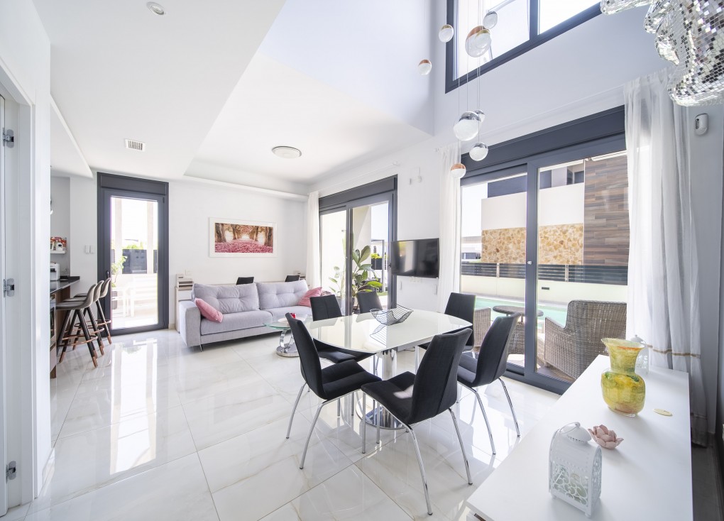 Reventa - Chalet - Orihuela Costa - Lomas de Cabo Roig