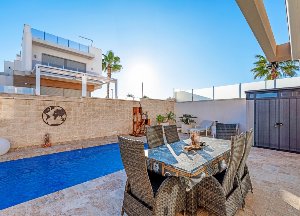 Reventa - Chalet - Orihuela Costa - Villamartín