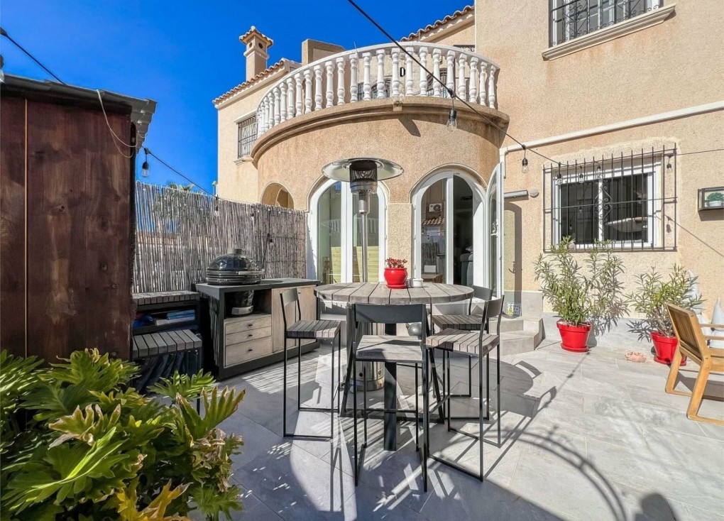 Reventa - Chalet - Orihuela Costa - Villamartín