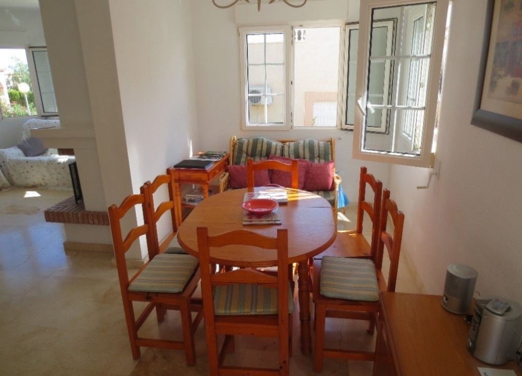 Reventa - Chalet - Orihuela Costa - Villamartín