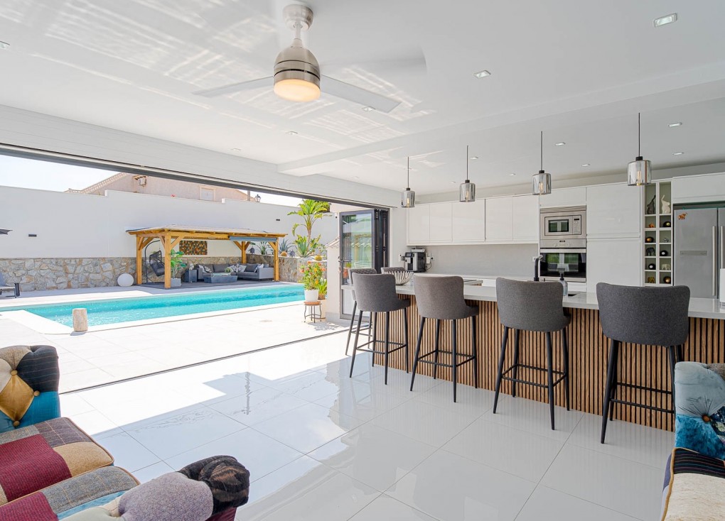 Reventa - Chalet - Orihuela Costa - Villamartín