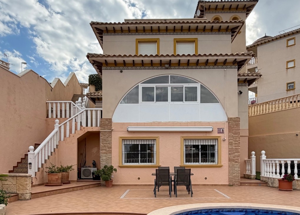 Reventa - Chalet - Orihuela Costa