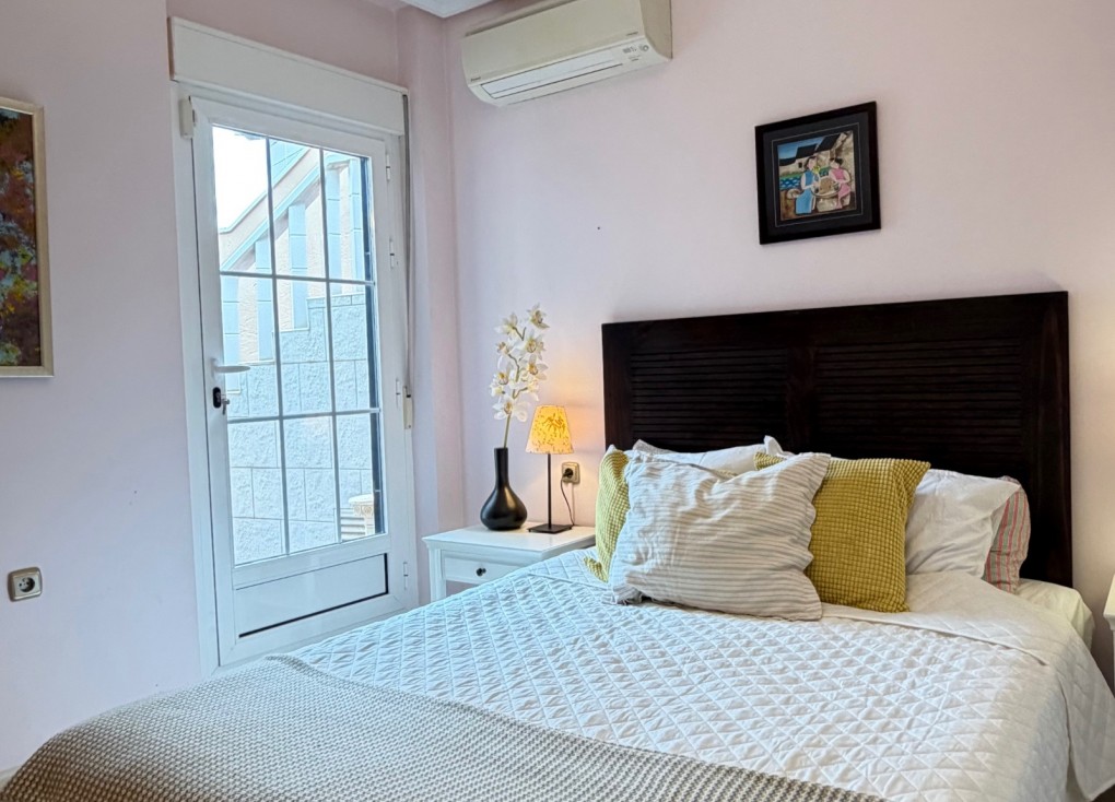 Reventa - Chalet - Orihuela Costa