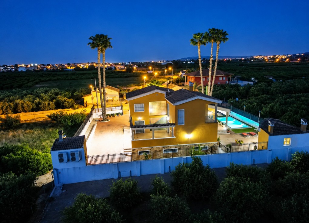 Reventa - Chalet - Orihuela