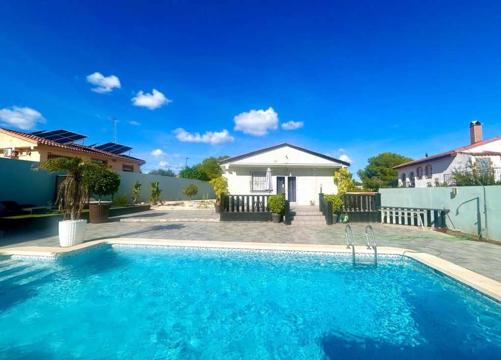 Reventa - Chalet - Pilar de la Horadada - Pinar de Campoverde