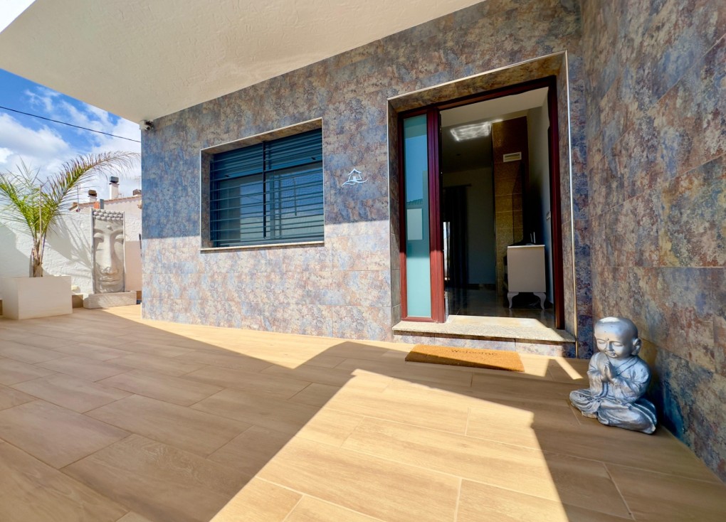 Reventa - Chalet - Pilar de la Horadada - TORRE DE LA HORADADA