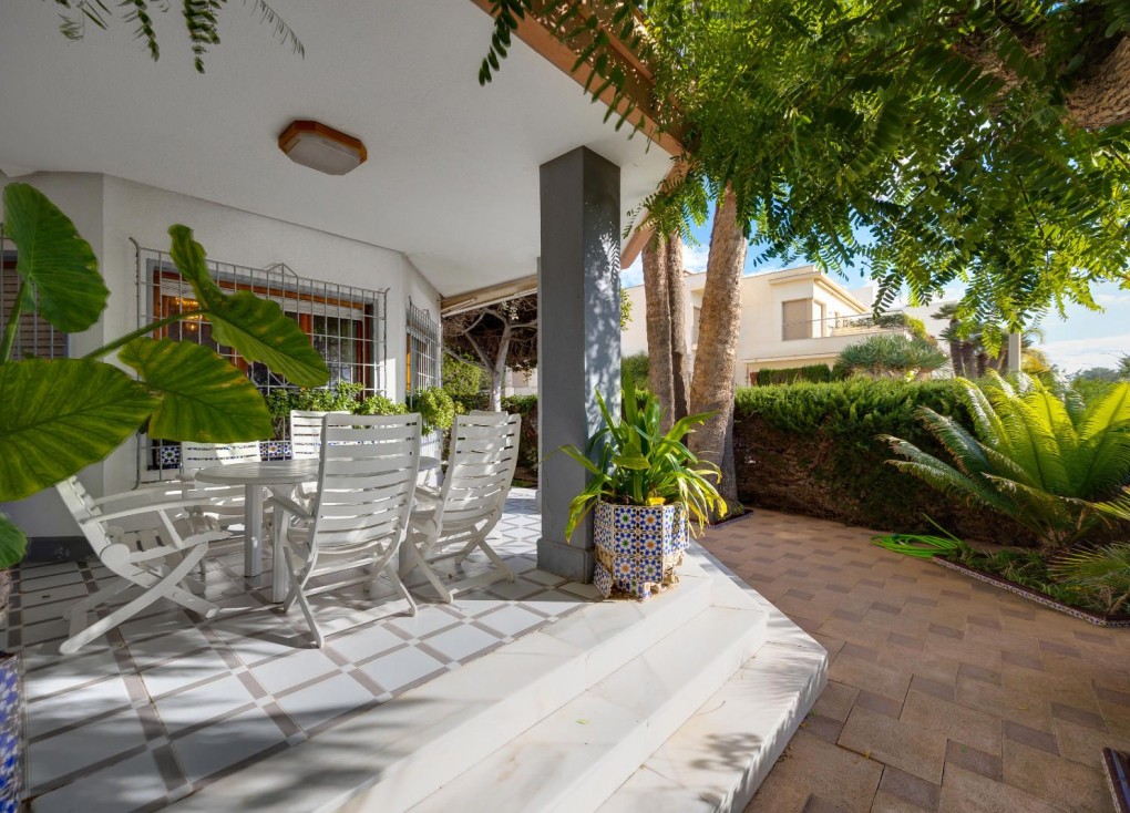 Reventa - Chalet - Santa Pola