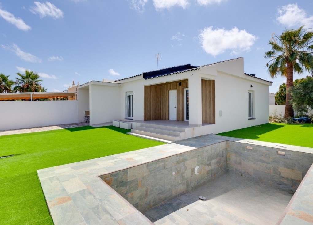 Reventa - Chalet - Torrevieja - El chaparral