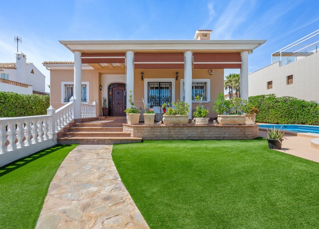 Reventa - Chalet - Torrevieja - LA MATA