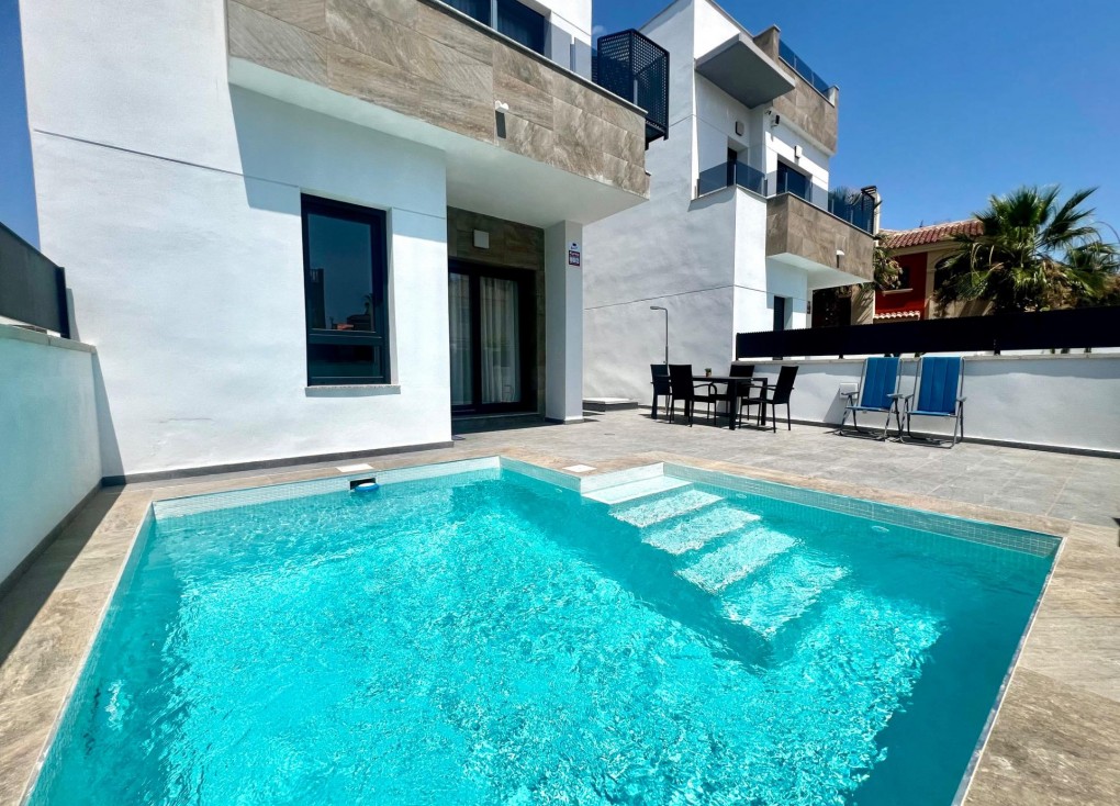 Reventa - Chalet - Torrevieja - La Siesta