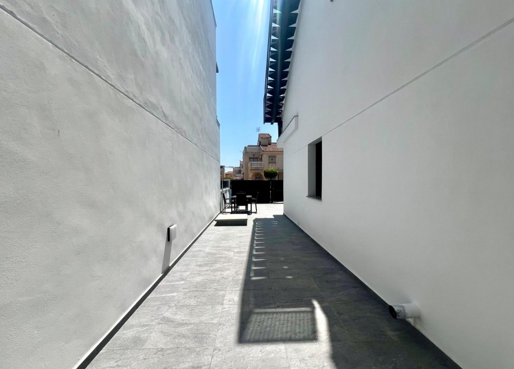 Reventa - Chalet - Torrevieja - La Siesta