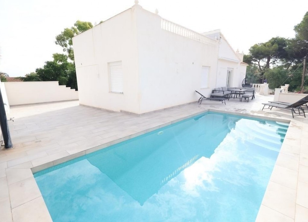 Reventa - Chalet - Torrevieja - Los Balcones
