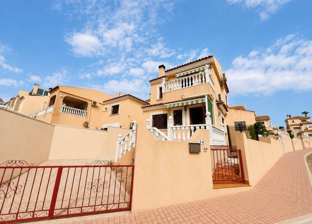 Reventa - Chalet - Villamartín