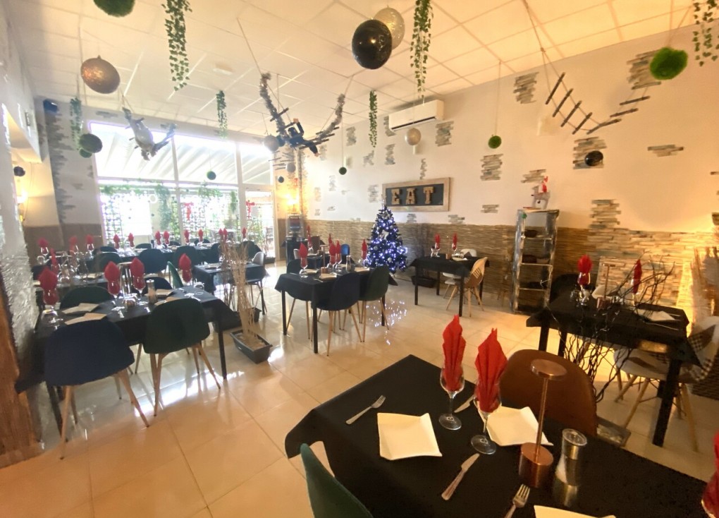 Reventa - Comercial - Algorfa