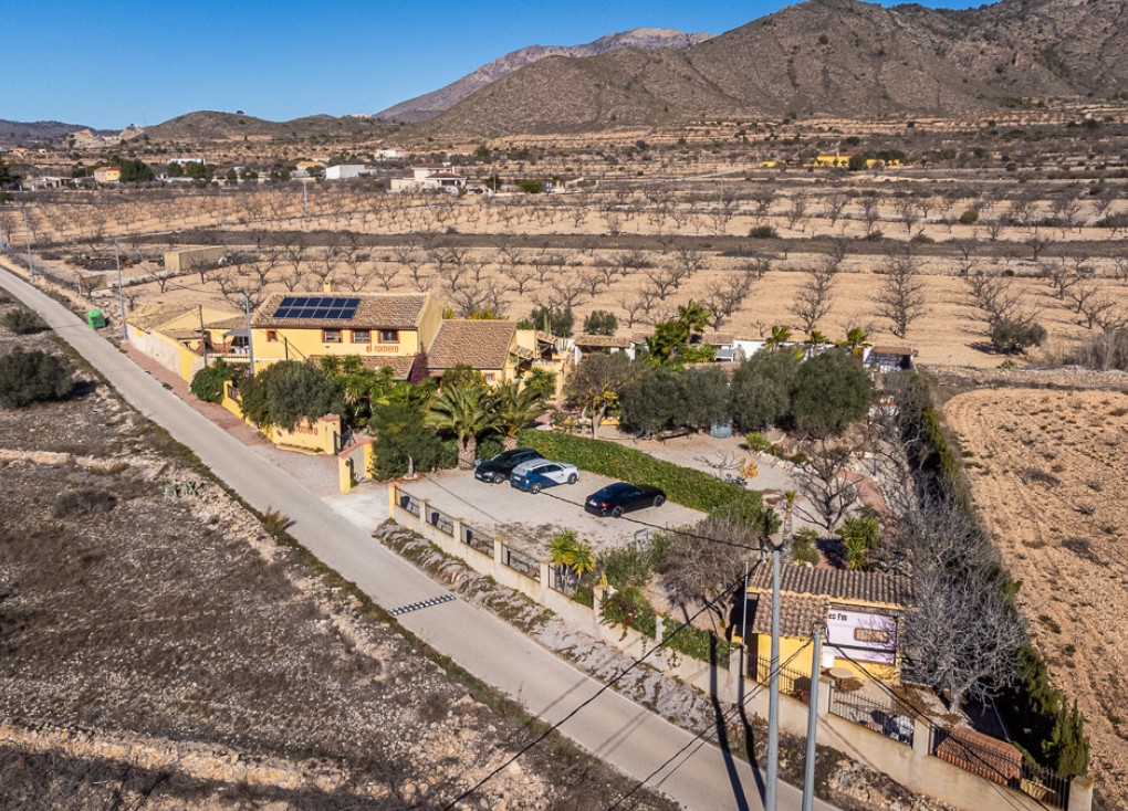 Reventa - Comercial - Hondón de las Nieves