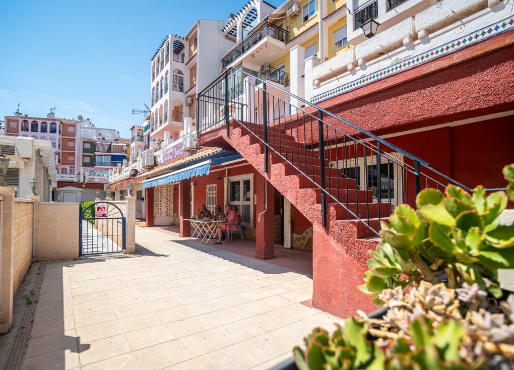 Reventa - Comercial - Torrevieja - La veleta