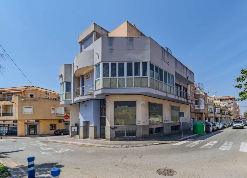 Reventa - Comercial - Torrevieja - Nueva Torrevieja