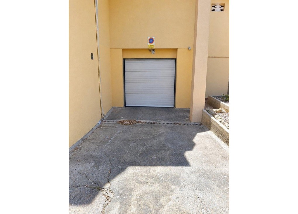 Reventa - Garaje - Torrevieja - LA MATA