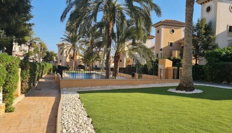 Semi-Detached - Resale - La Finca Golf - La Finca Golf
