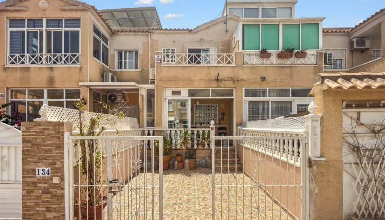 Semi-Detached - Resale - Torrevieja - Torrevieja