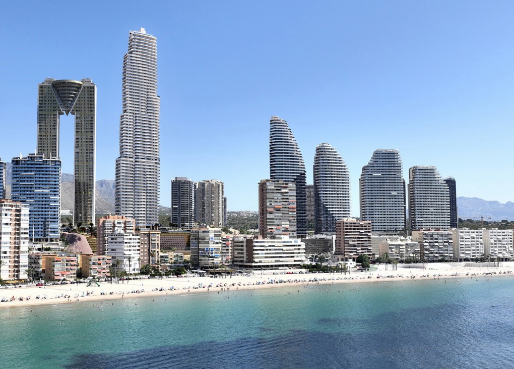 Uudistuotanto - Asunto - Benidorm