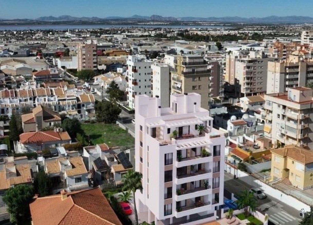 Uudistuotanto - Asunto - Torrevieja - Nueva Torrevieja