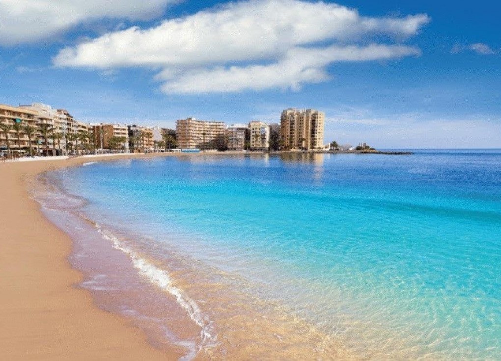 Uudistuotanto - Asunto - Torrevieja