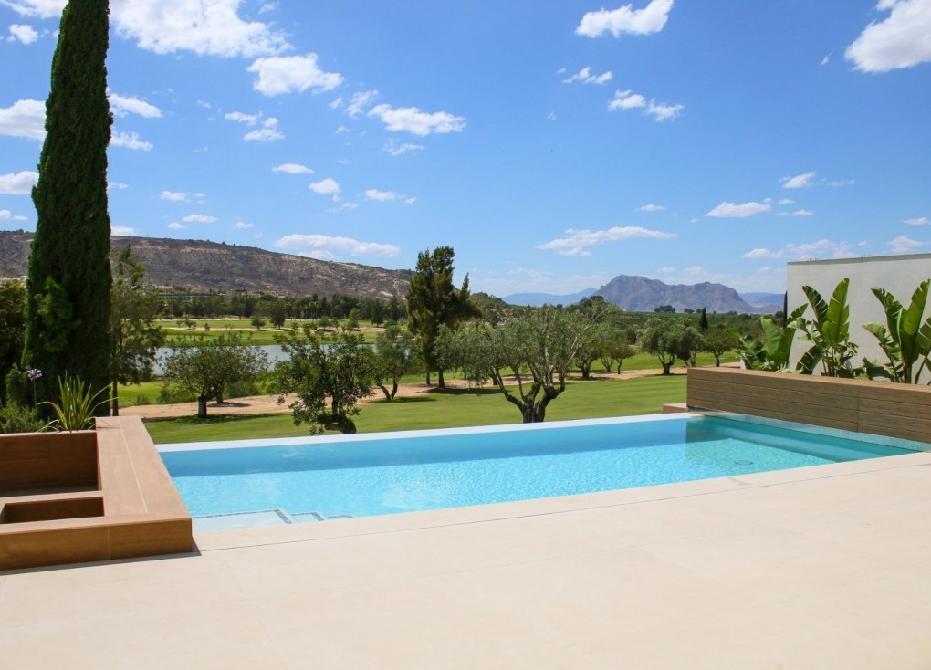Uudistuotanto - Erillistalo - Algorfa - La Finca Golf