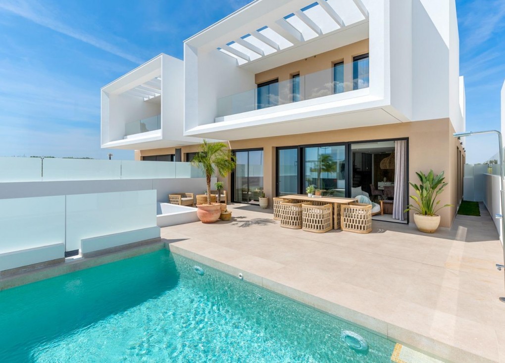 Uudistuotanto - Erillistalo - Dolores