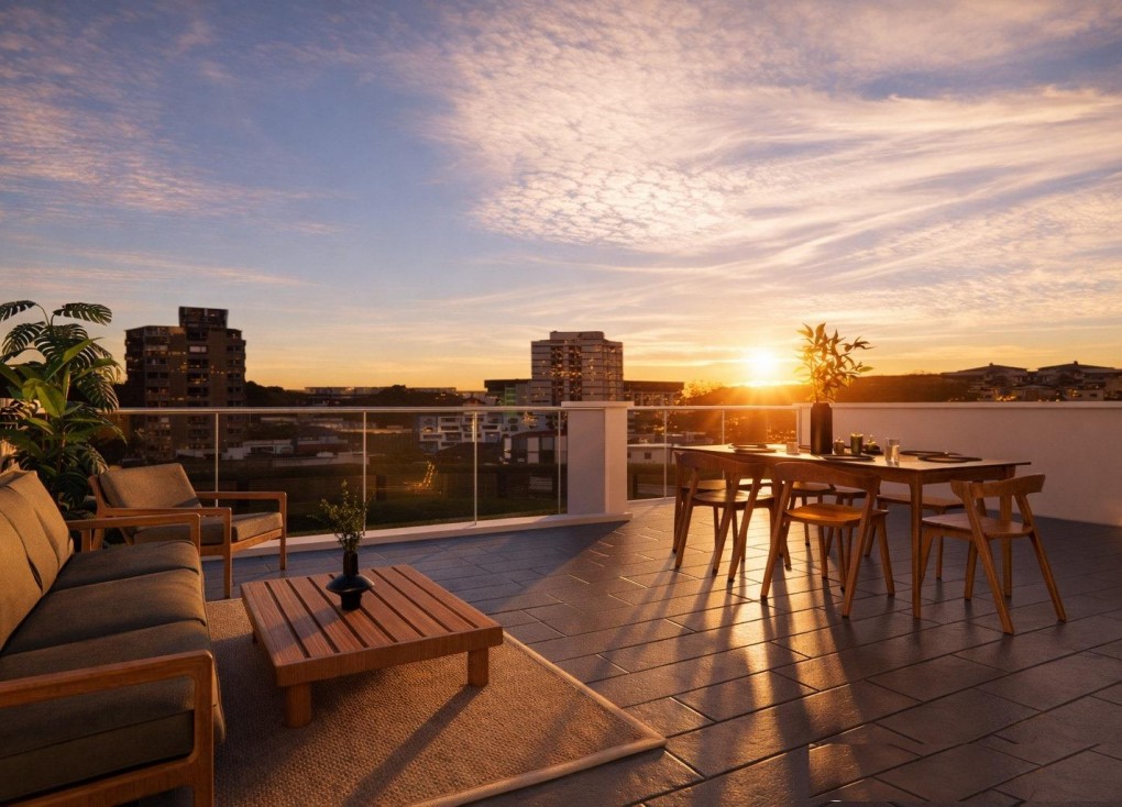 Uudistuotanto - Erillistalo - Los Alcazares