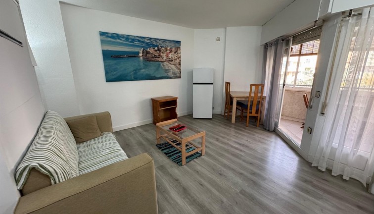 Yksiö - Jälleenmyynti - Torrevieja - Playa de los Locos