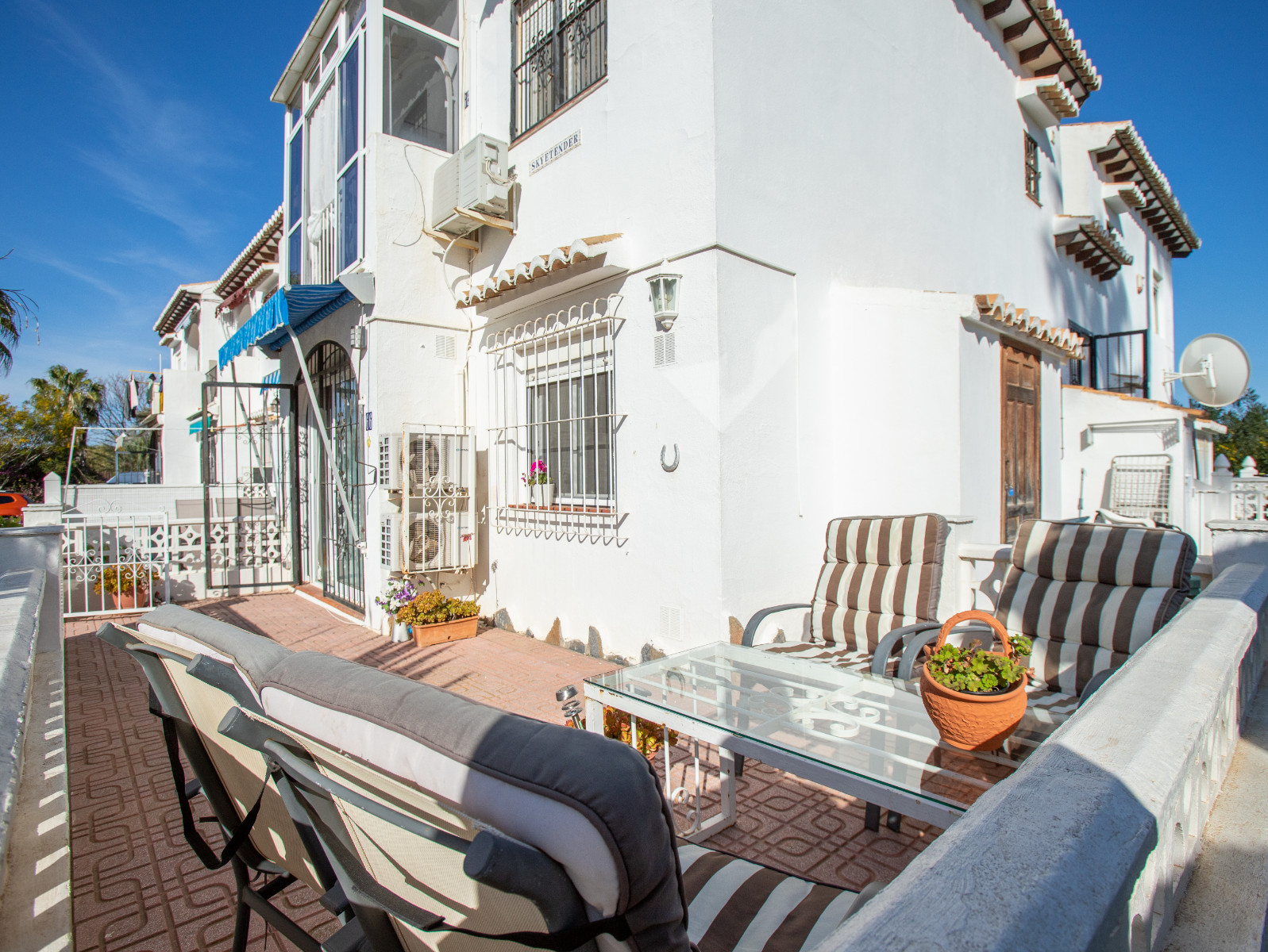 LE-1128 — Torrevieja bild 2