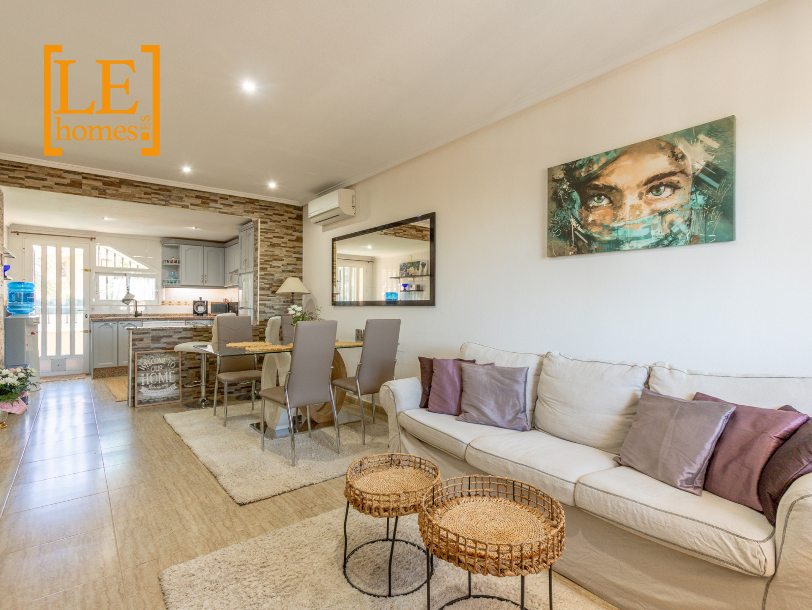 House in Villamartin - Image 2