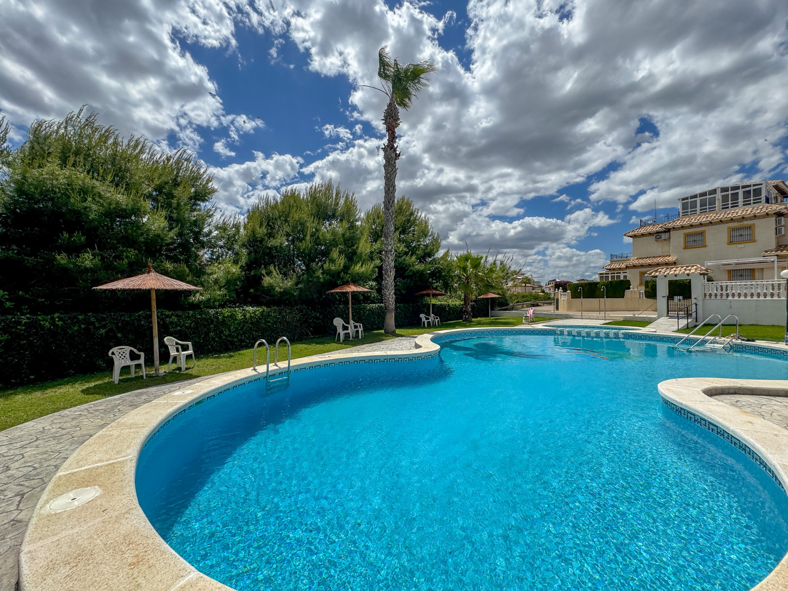 LE-1138 — Orihuela Costa bild 7