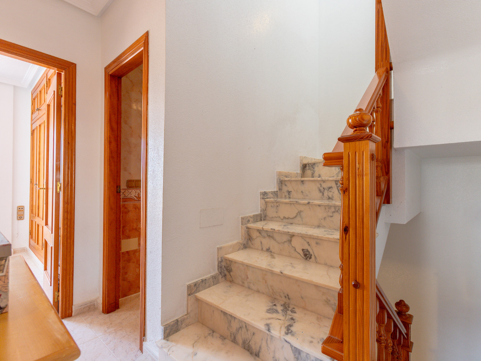 LE-1138 — Orihuela Costa bild 19