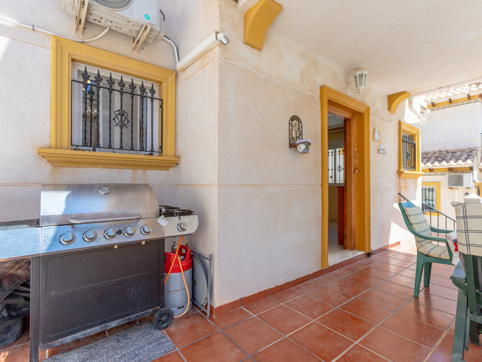 LE-1138 — Orihuela Costa bild 3