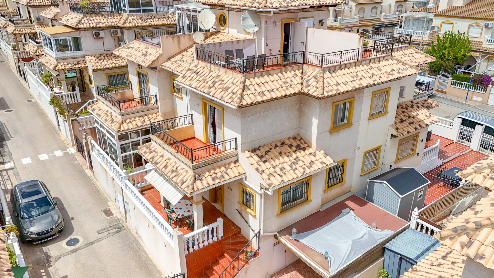 LE-1138 — Orihuela Costa bild 1