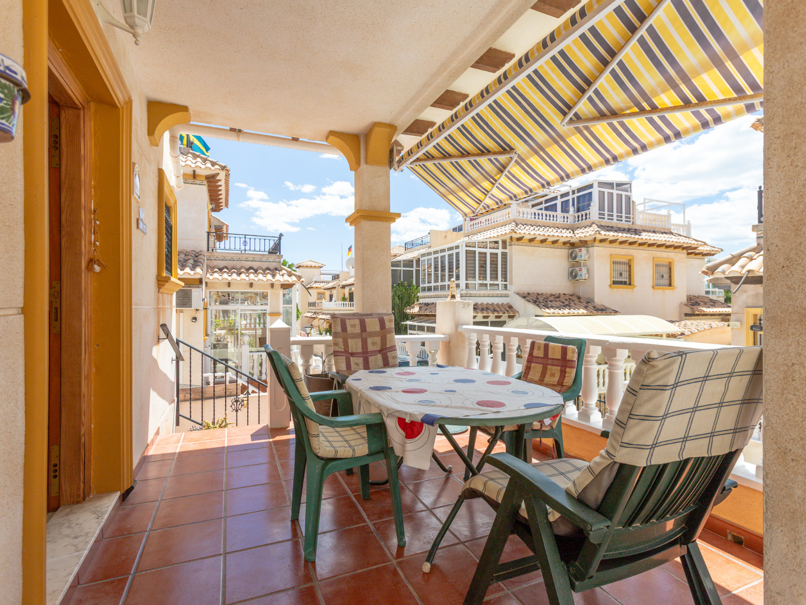 LE-1138 — Orihuela Costa bild 2