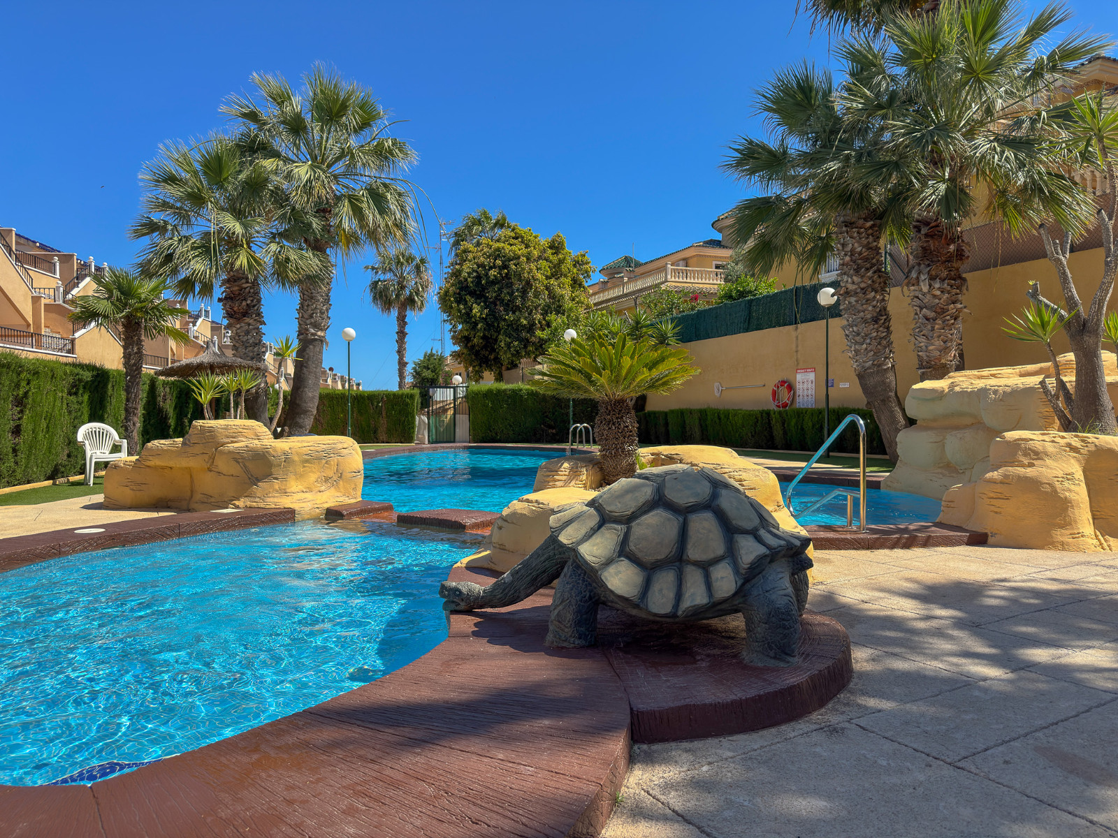 LE-1136 — Orihuela Costa bild 33