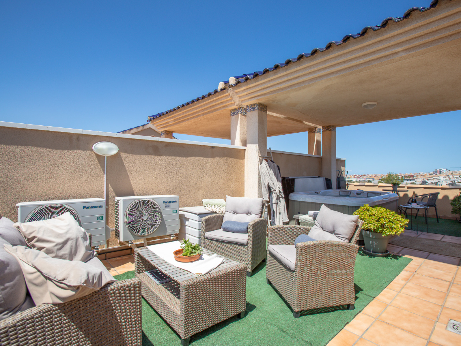 LE-1136 — Orihuela Costa bild 20