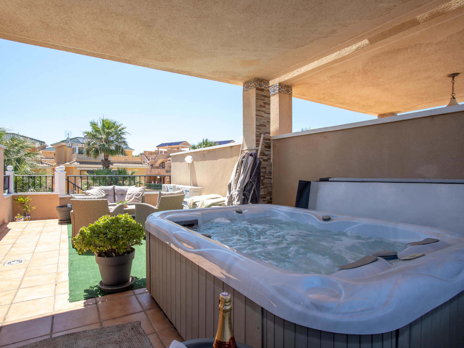 LE-1136 — Orihuela Costa bild 24