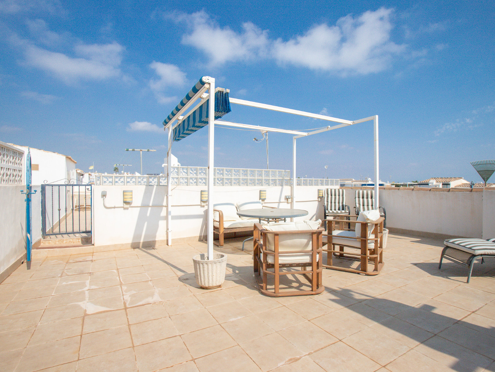 Appartement · Herverkoop - Orihuela Costa · Los Almendros-La Florida · Alicante · Spanje Appartement · Herverkoop - Orihuela Costa · Los Almendros-La Florida · Alicante · Spanje